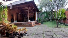 9 Bedroom House for sale in Dago, West Java