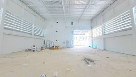 ขายหรือให้เช่าโกดัง / โรงงาน 4 ห้องนอน ใน แคราย, กระทุ่มแบน