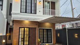 Rumah dijual dengan 3 kamar tidur di Cibubur, Jakarta