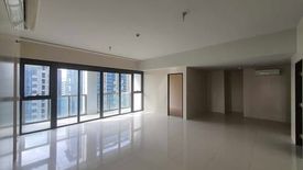 4 Bedroom Condo for rent in BGC, Metro Manila