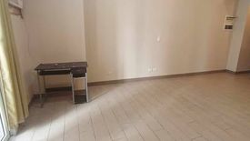 Condo for rent in McKinley Hill, Metro Manila