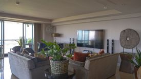 3 Bedroom Condo for sale in BGC, Metro Manila