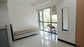 Apartment for Sale or Rent in McKinley Hill, Metro Manila