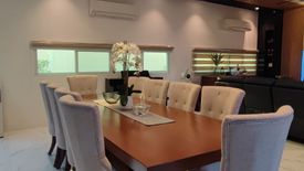 10 Bedroom House for sale in Santo Rosario, Pampanga