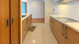 2 Bedroom Condo for rent in Park Terraces, San Lorenzo, Metro Manila near MRT-3 Ayala