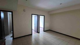 2 Bedroom Condo for sale in San Lorenzo Place, Bangkal, Metro Manila near MRT-3 Magallanes