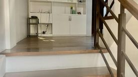 4 Bedroom House for sale in Vasra, Metro Manila