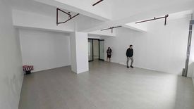 Shophouse for rent in Highway Hills, Metro Manila near MRT-3 Shaw Boulevard