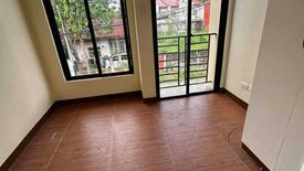 2 Bedroom House for sale in Manuyo Dos, Metro Manila