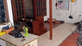 5 Bedroom House for rent in Jambangan, East Java