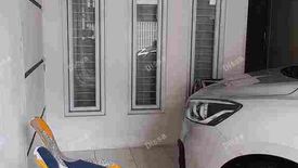 Rumah dijual dengan 2 kamar tidur di Duren Sawit, Jakarta