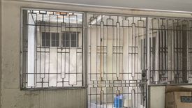 3 Bedroom House for sale in San Lorenzo, Metro Manila near MRT-3 Ayala