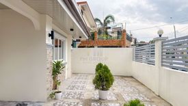 4 Bedroom House for sale in Almanza Uno, Metro Manila