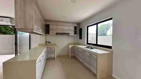 4 Bedroom House for sale in Bulacao, Cebu