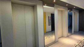 2 Bedroom Condo for Sale or Rent in San Lorenzo Place, Bangkal, Metro Manila near MRT-3 Magallanes