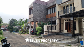Rumah dijual dengan 4 kamar tidur di Cibubur, Jakarta