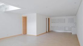 5 Bedroom Townhouse for sale in Matandang Balara, Metro Manila