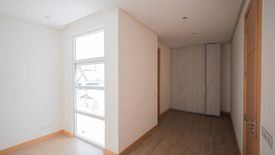 5 Bedroom Townhouse for sale in Matandang Balara, Metro Manila