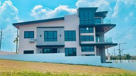 4 Bedroom House for sale in Hornalan, Laguna