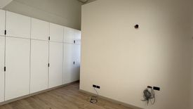 5 Bedroom House for sale in Moonwalk, Metro Manila