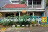 Rumah dijual atau disewa dengan 6 kamar tidur di Kendangsari, Jawa Timur
