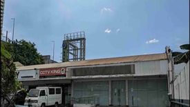 Commercial for sale in Urdaneta, Metro Manila near MRT-3 Ayala