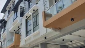 5 Bedroom House for sale in Little Baguio, Metro Manila