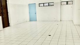 Commercial for rent in Santa Cruz, Metro Manila near LRT-1 Tayuman