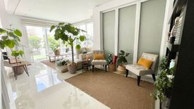 4 Bedroom Townhouse for sale in Bambang, Metro Manila