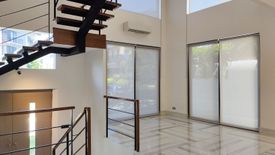 5 Bedroom House for rent in McKinley Hill Village, McKinley Hill, Metro Manila