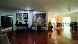 3 Bedroom Condo for sale in Urdaneta, Metro Manila near MRT-3 Ayala