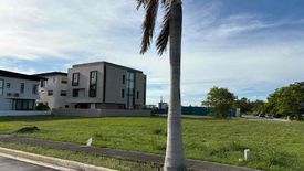 Land for sale in Almanza Dos, Metro Manila