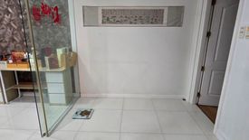 3 Bedroom Townhouse for sale in Santa Cruz, Metro Manila