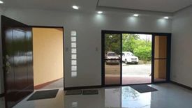 4 Bedroom House for sale in Talon Dos, Metro Manila