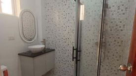 3 Bedroom Townhouse for sale in Santa Cruz, Metro Manila near LRT-1 Tayuman