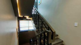 4 Bedroom House for sale in Central, Metro Manila
