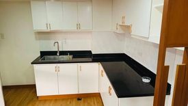Condo for sale in Poblacion, Metro Manila