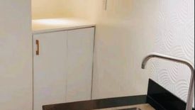 Condo for sale in Poblacion, Metro Manila