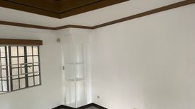 6 Bedroom Townhouse for sale in Kapitolyo, Metro Manila