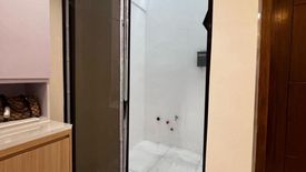 4 Bedroom Townhouse for sale in Central, Metro Manila