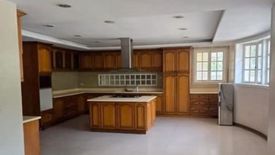 7 Bedroom House for sale in Ugong Norte, Metro Manila