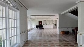 7 Bedroom House for sale in Ugong Norte, Metro Manila