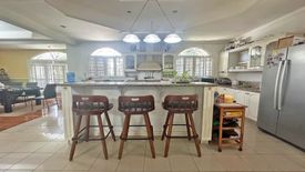 7 Bedroom House for sale in LOYOLA GRAND VILLAS, Ramon Magsaysay, Metro Manila near LRT-1 Roosevelt