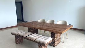 3 Bedroom Condo for rent in Two Roxas Triangle, Urdaneta, Metro Manila near MRT-3 Buendia