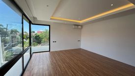 6 Bedroom House for sale in BF Homes, Metro Manila