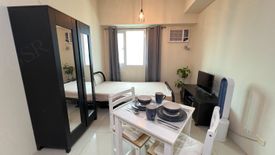 Condo for rent in Paseo De Roces, Pio Del Pilar, Metro Manila