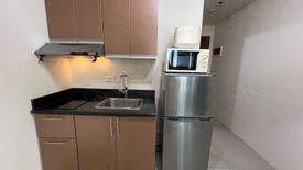 Condo for rent in Paseo De Roces, Pio Del Pilar, Metro Manila