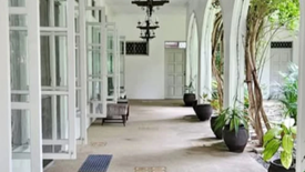 6 Bedroom House for sale in Pansol, Metro Manila