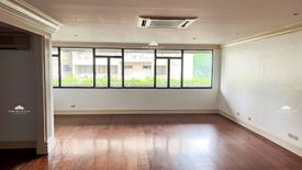 2 Bedroom Condo for rent in Urdaneta, Metro Manila near MRT-3 Ayala