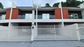 4 Bedroom Townhouse for sale in Santa Cruz, Rizal